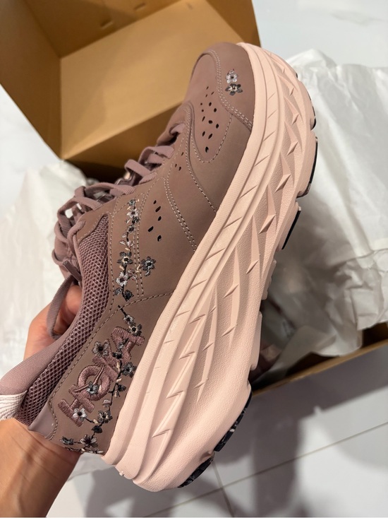 Hoka Shoes - 🩷 HOKA x Free People Bondi B3LS (Lavender/Smoky Quartz) Size 10